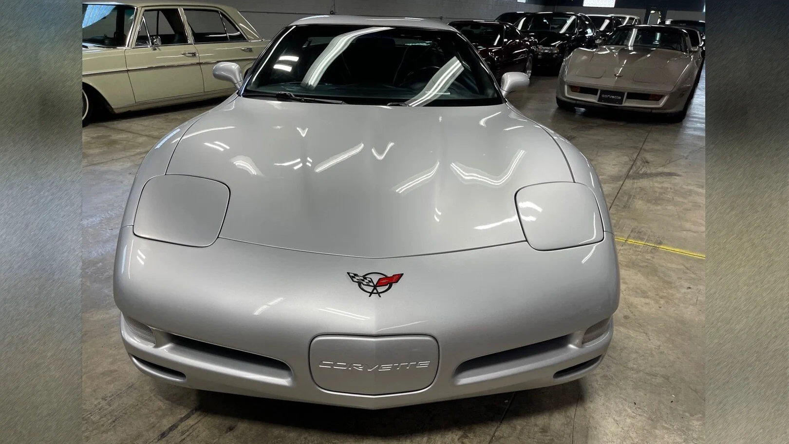 Click to Enlarge-Esc to Close Corvette Generations/C5/C5 2000 Lt Grey Front.webp